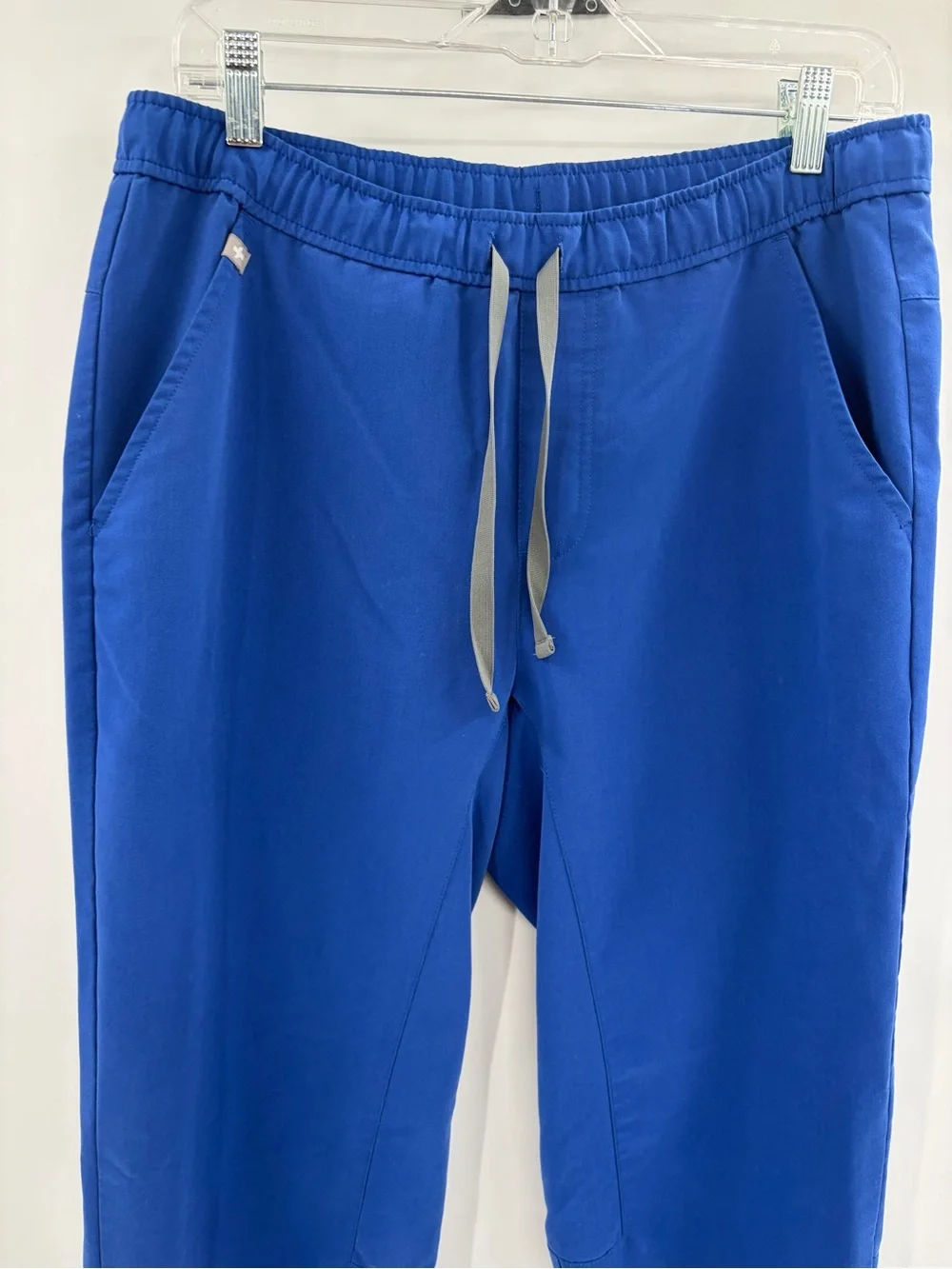 Figs Men’s Tansen Jogger Scrub nurse blue Pants Size medium Style MXXSW2004